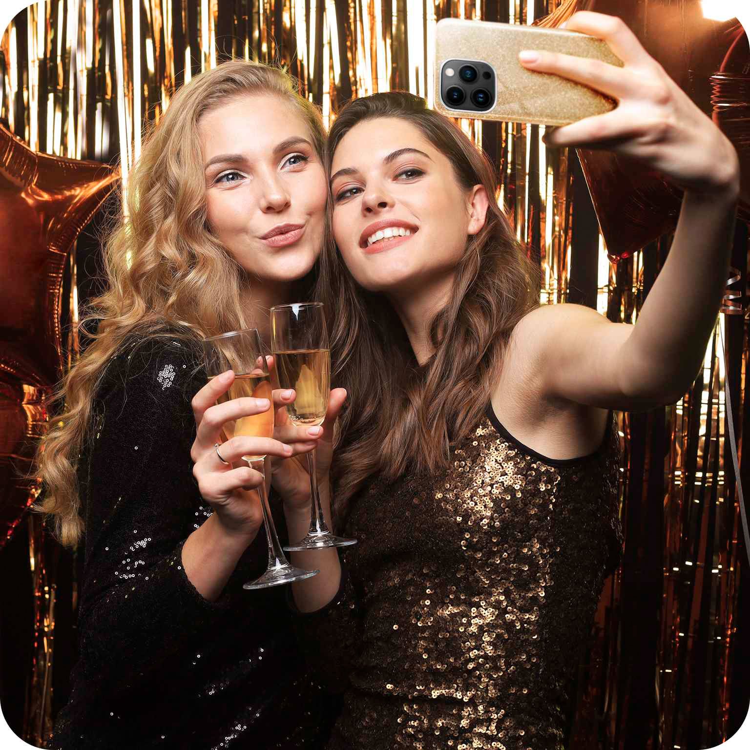 Glitter Case für iPhone 15 Pro in der Farbe Shine - Gold (Gold)