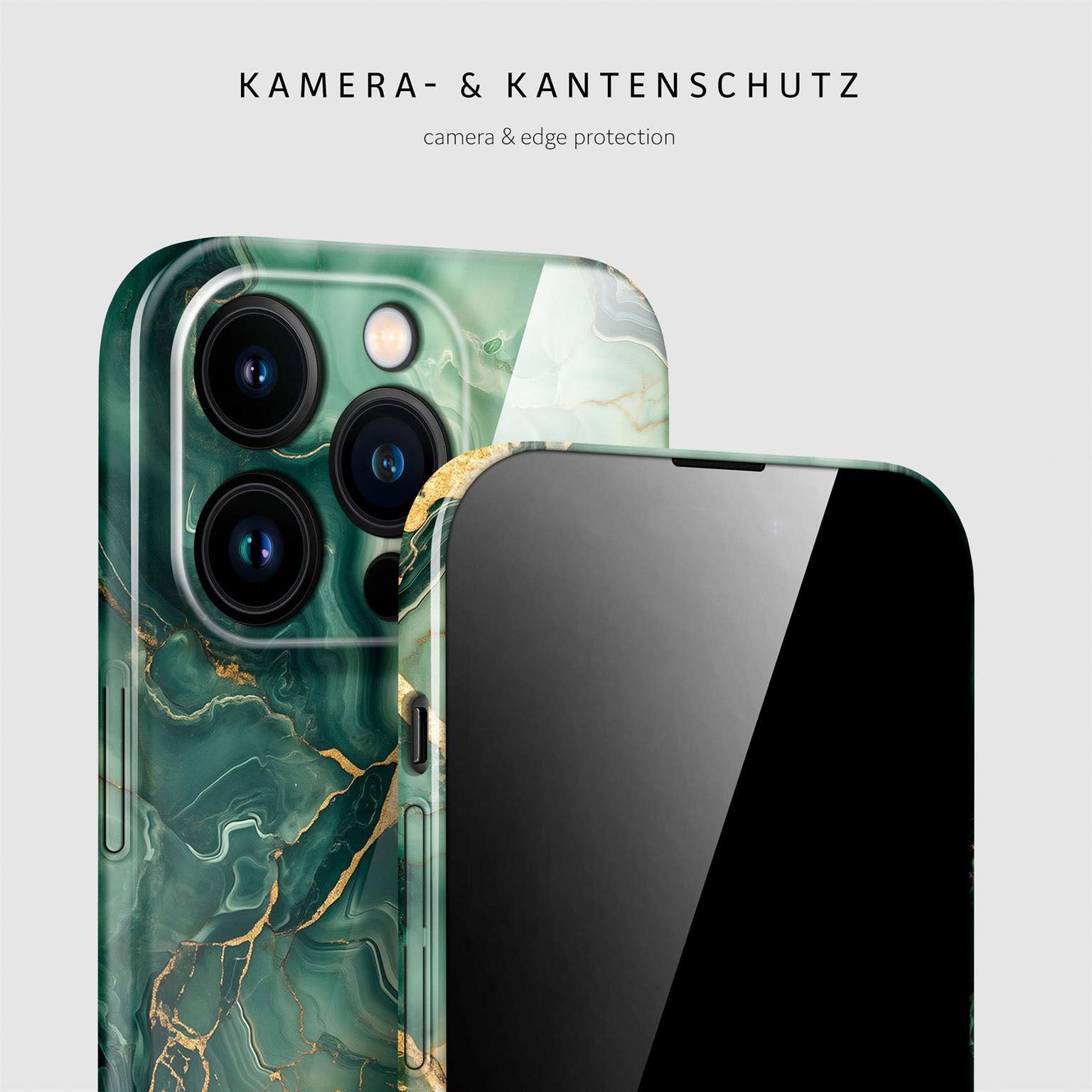 Bliss Cover für iPhone 15 Pro in der Farbe Emerald Flow (Grün)