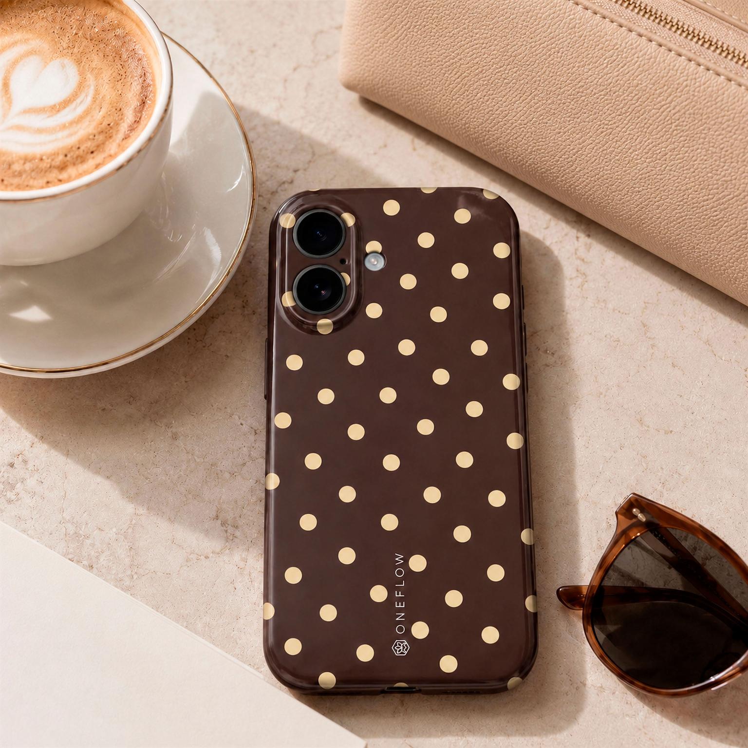 Splash Case für iPhone 18 Pro in der Farbe Espresso Sprinkles (Braun / Beige)