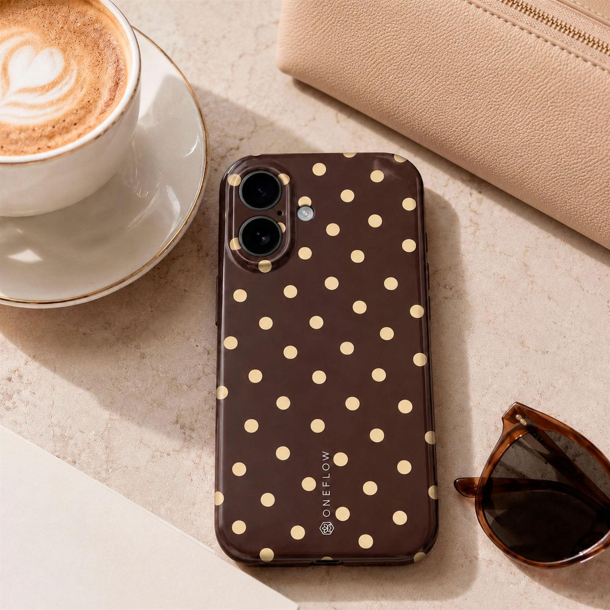Splash Case für iPhone 18 Pro Max in der Farbe Espresso Sprinkles (Braun / Beige)