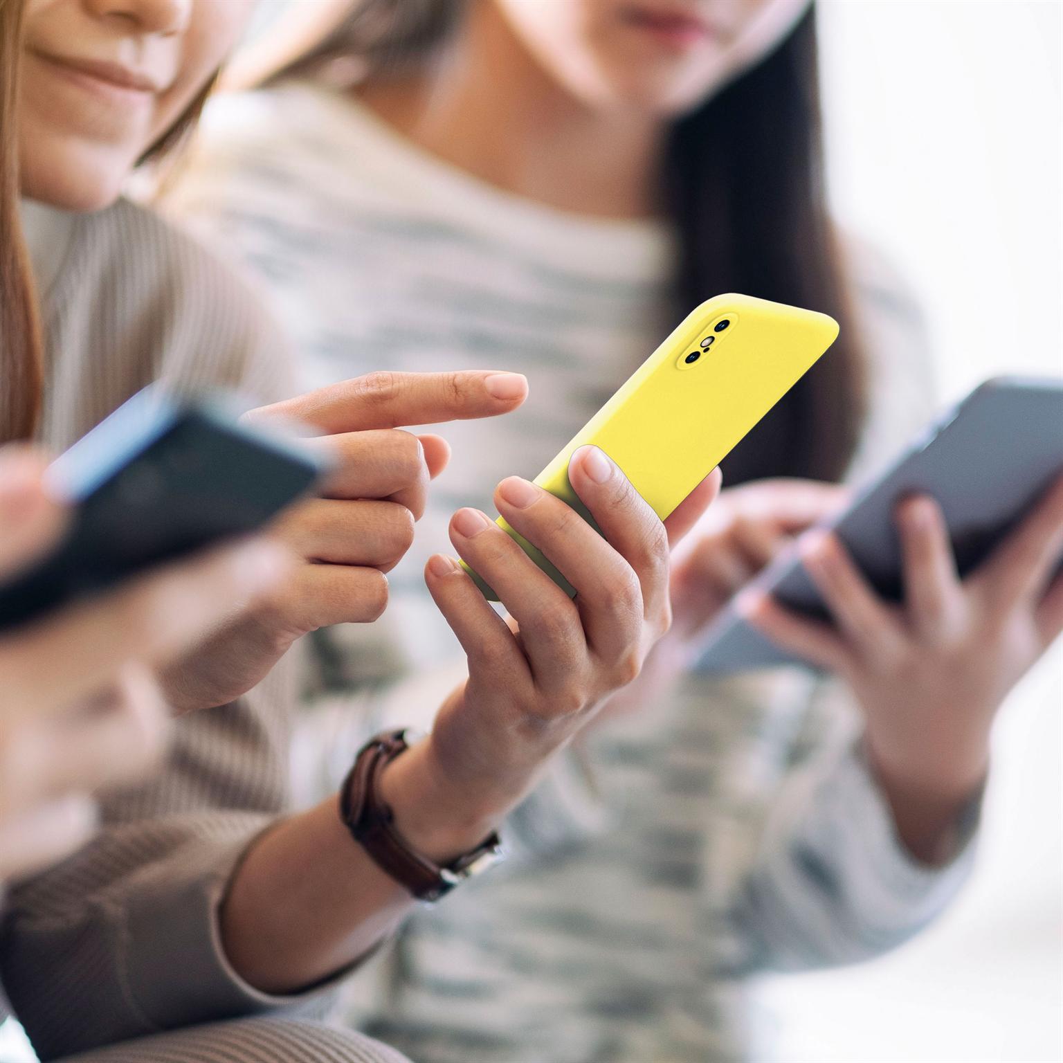 Soft Case für iPhone XS in der Farbe Melonengelb (Gelb)