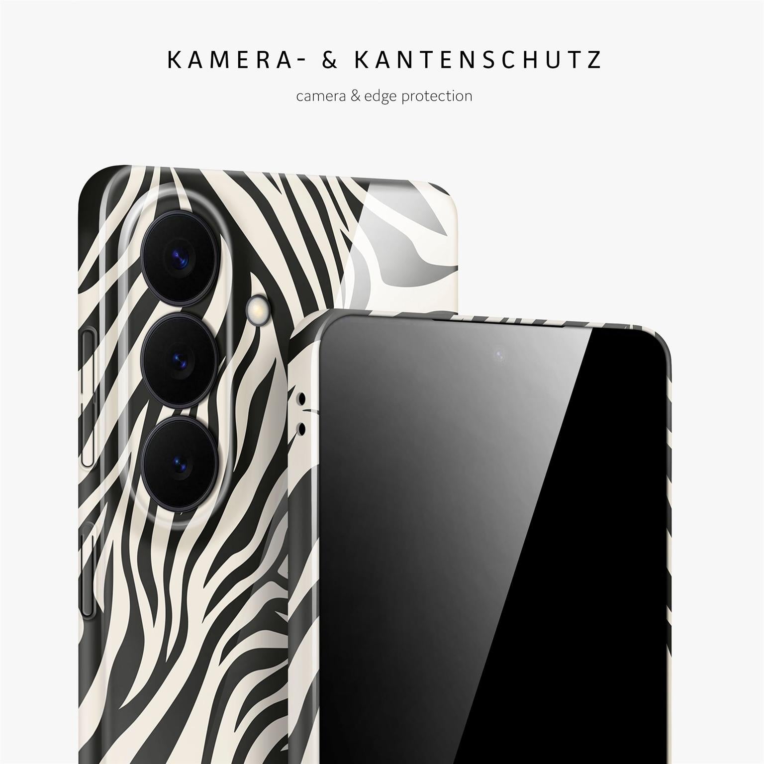 Wild Cover für Samsung Galaxy S26 Plus in der Farbe Electric Zebra (Mehrfarbig)