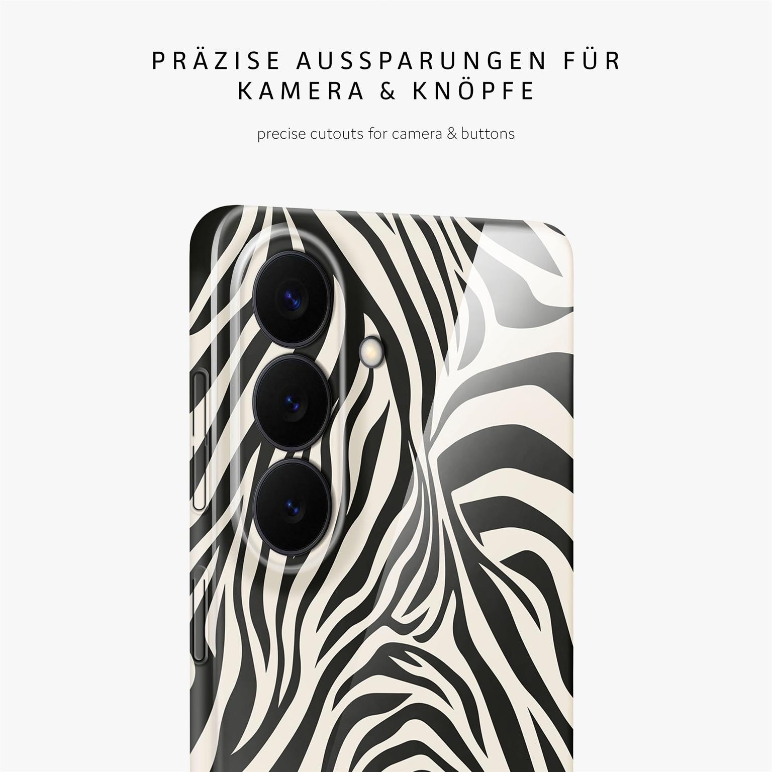 Wild Cover für Samsung Galaxy S26 Plus in der Farbe Electric Zebra (Mehrfarbig)